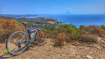 Descoperă Grecia pe Merida SILEX 7000